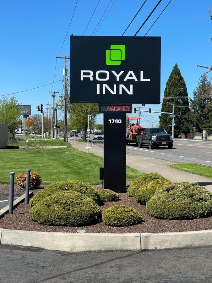 Royal Inn Eugene- Airport エクステリア 写真